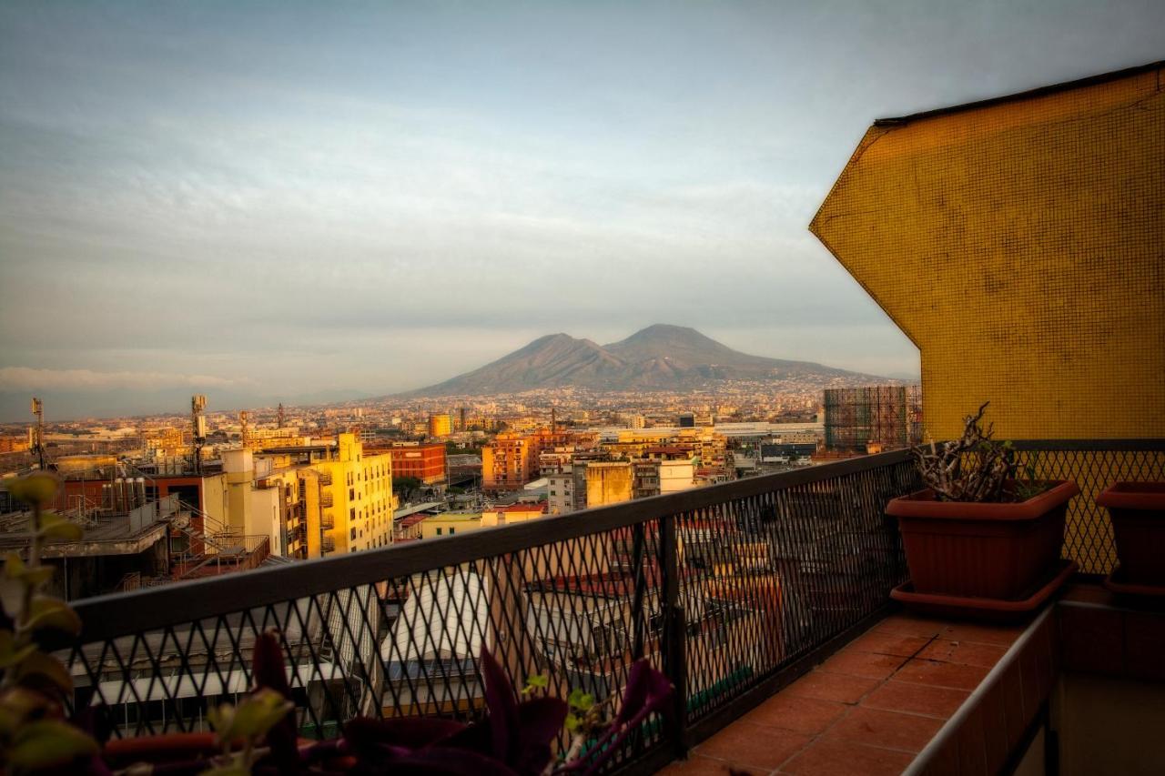 B&B Da Roberto Napoli Dış mekan fotoğraf