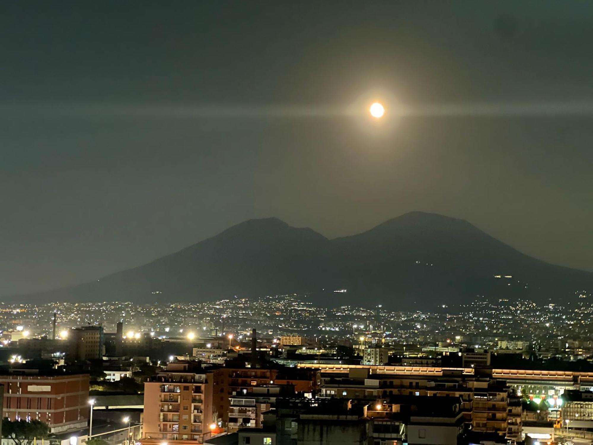 B&B Da Roberto Napoli Dış mekan fotoğraf