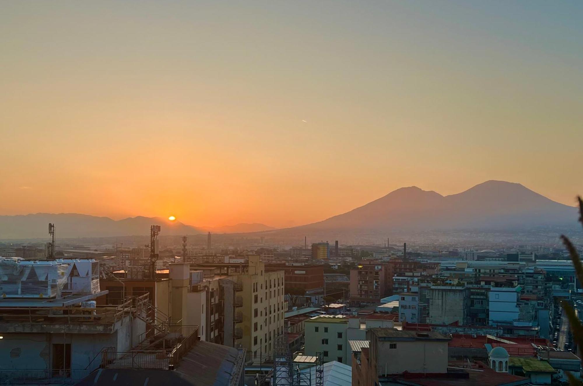 B&B Da Roberto Napoli Dış mekan fotoğraf